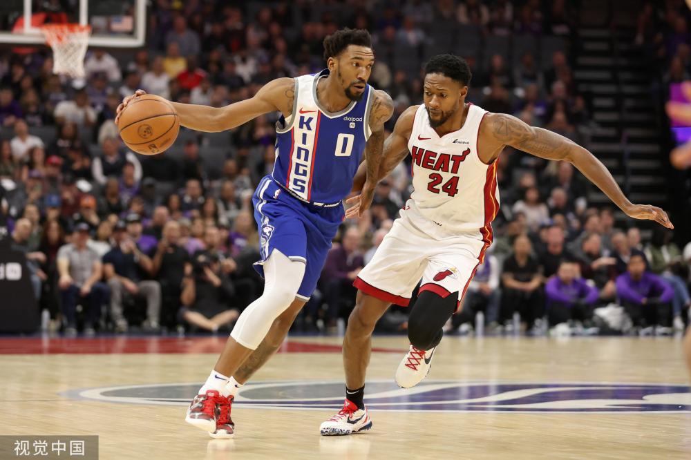 合显示出团 合显示出团