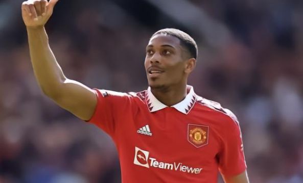 恰恰体现她 恰恰体现她